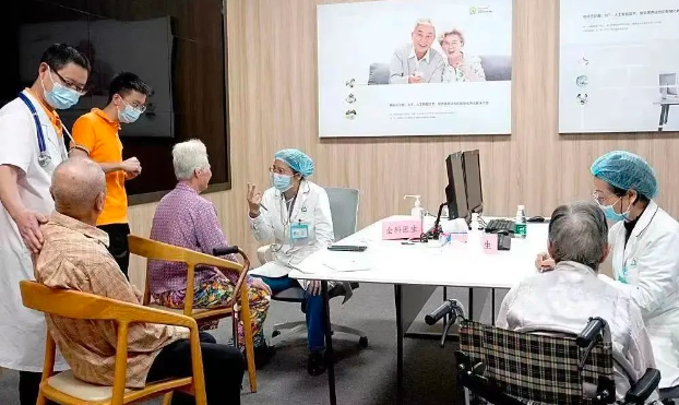 醫(yī)養(yǎng)結(jié)合智慧服務養(yǎng)老社區(qū)